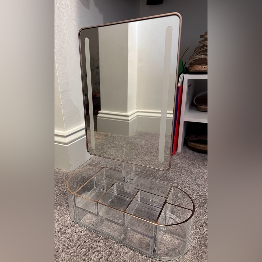 !Rose gold vanity mirror!